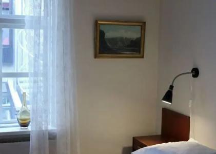 Grettir Guesthouse - 4