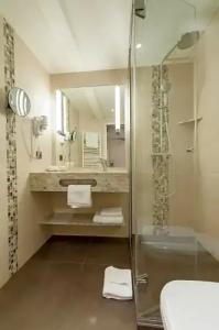 Best Western Plus Sydney Opera - 95