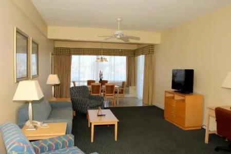 ChartHouse Clearwater Beach Marina - 18