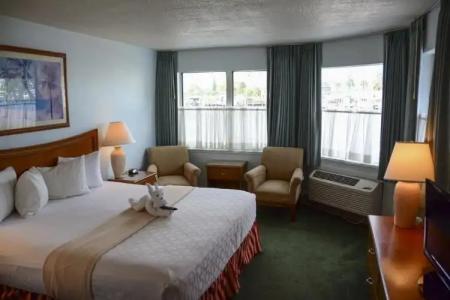 ChartHouse Clearwater Beach Marina - 2