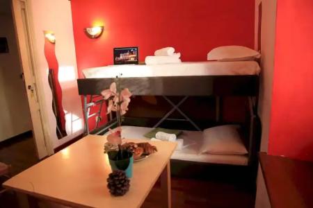 Nika Hostel - 14