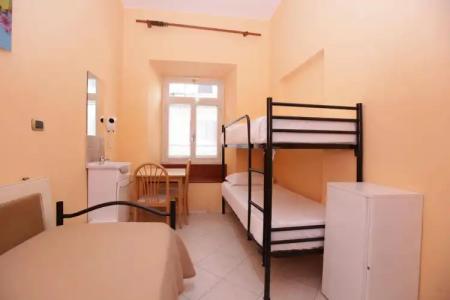Nika Hostel - 8