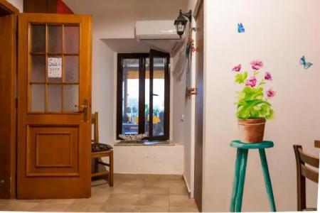 Shkodra Backpackers Hostel - Mi Casa Es Tu Casa - 17