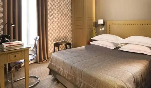 Apollon Montparnasse - 25