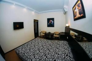 Delta Hotel, Valcov