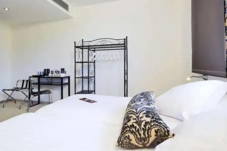 Hôtel Cyano Fréjus Saint RAPHAËL - 2