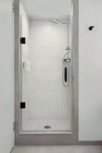 Marina del Rey Marriott - 90