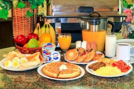 Clarion Inn & Suites Miami International Airport - 10