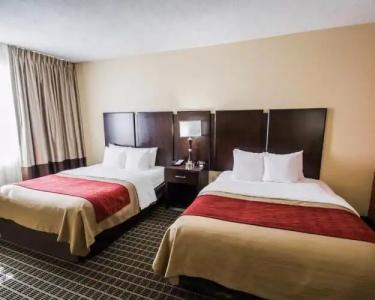 Clarion Inn & Suites Miami International Airport - 31