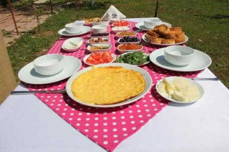 Esralina Pansiyon - 1