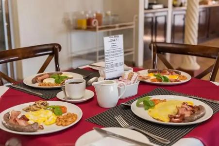 Casa Blanca Boutique Pension - 8