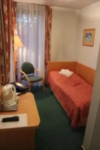 Farys - centrum Krynicy na wzgórzu wśród ciszy ze wspaniałymi tarasami widokowymi, sauna, jacuzzi, siłownia, prywatny parking za darmo dla naszych Gości - 26