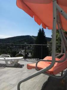 Farys - centrum Krynicy na wzgórzu wśród ciszy ze wspaniałymi tarasami widokowymi, sauna, jacuzzi, siłownia, prywatny parking za darmo dla naszych Gości - 7