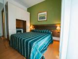 Standard Double room with partial sea view