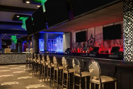 Wyndham Garden Dallas North - 10