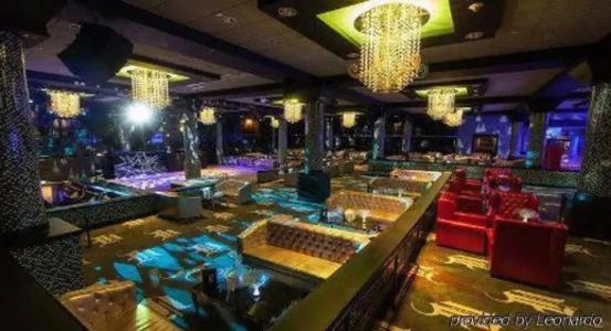 Wyndham Garden Dallas North - 30