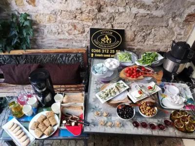 Ayvalik Sarigelin Pansiyon - 8