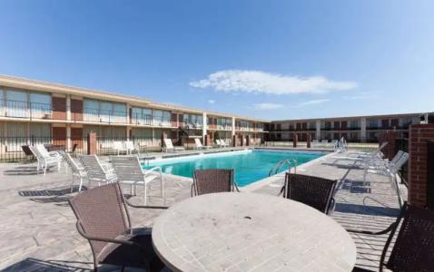 OYO Oklahoma City South I-35 and SE 29th - 17