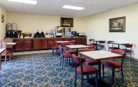 OYO Oklahoma City South I-35 and SE 29th - 21