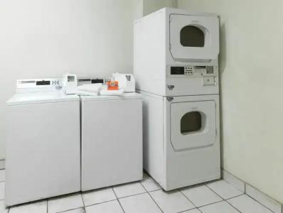 OYO Oklahoma City South I-35 and SE 29th - 20