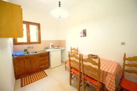 Katerina Pool Apartments - 9