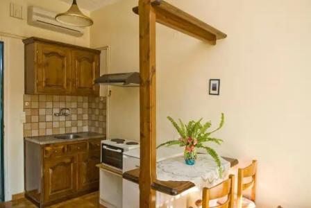 Katerina Pool Apartments - 16