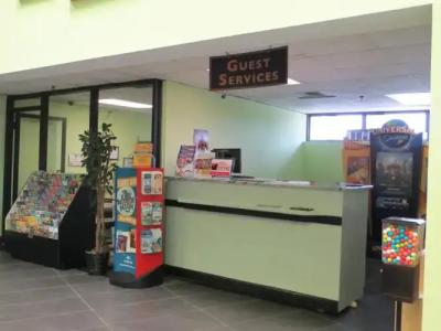 Grand Orlando at Universal Blvd - Shuttle to Theme Parks - 29