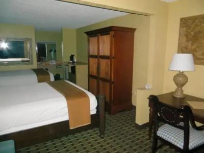 Travelodge Suites East Gate Orange - 33