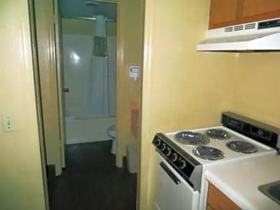 Travelodge Suites East Gate Orange - 61