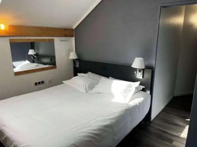 Sure by Best Western Annecy - 52
