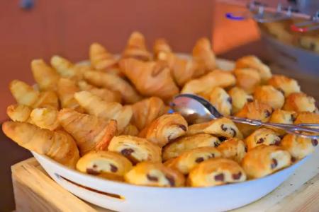 Sure by Best Western Annecy - 12