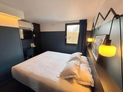 Sure by Best Western Annecy - 84