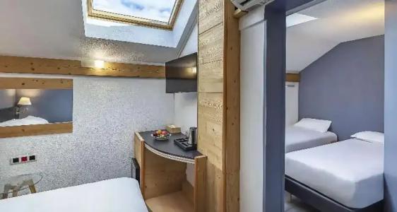 Sure by Best Western Annecy - 82