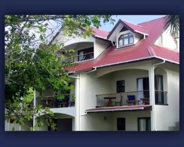 L'Hirondelle Self Catering Guest House - 30