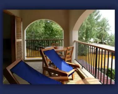 L'Hirondelle Self Catering Guest House - 26