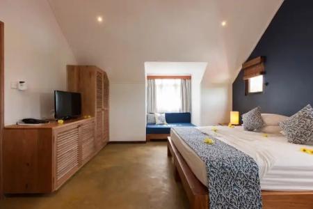 L'Hirondelle Self Catering Guest House - 35