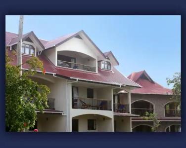 L'Hirondelle Self Catering Guest House - 27