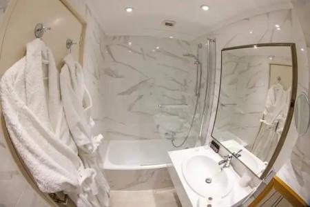 Hôtel l'Abbaye - 17