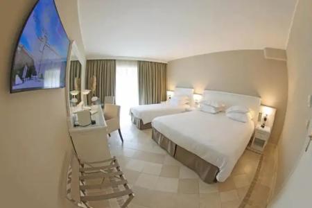 Hôtel l'Abbaye - 105