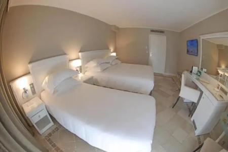 Hôtel l'Abbaye - 106