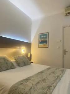 CALVI APPT T2 OF QUALITY, SEASIDE AND CITY CENTER - 22