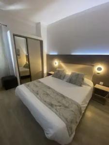 CALVI APPT T2 OF QUALITY, SEASIDE AND CITY CENTER - 23