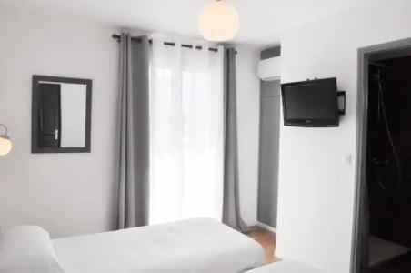 Hôtel Les Arbousiers - 43