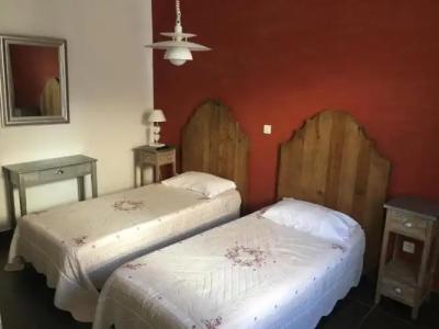 Hôtel Les Arbousiers - 28