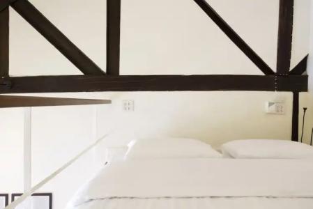 Baan Luang Rajamaitri Historic Inn - 32