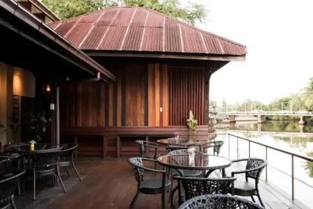 Baan Luang Rajamaitri Historic Inn - 16