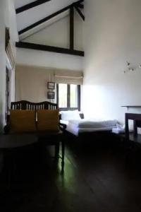 Baan Luang Rajamaitri Historic Inn - 62