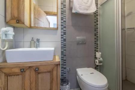 Veziroğlu Apart - 60