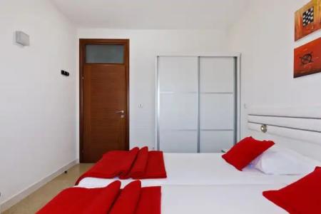 Ark Beach Apartments - 122