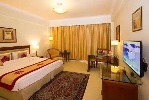 Clarion Bella Casa at Airport - 22